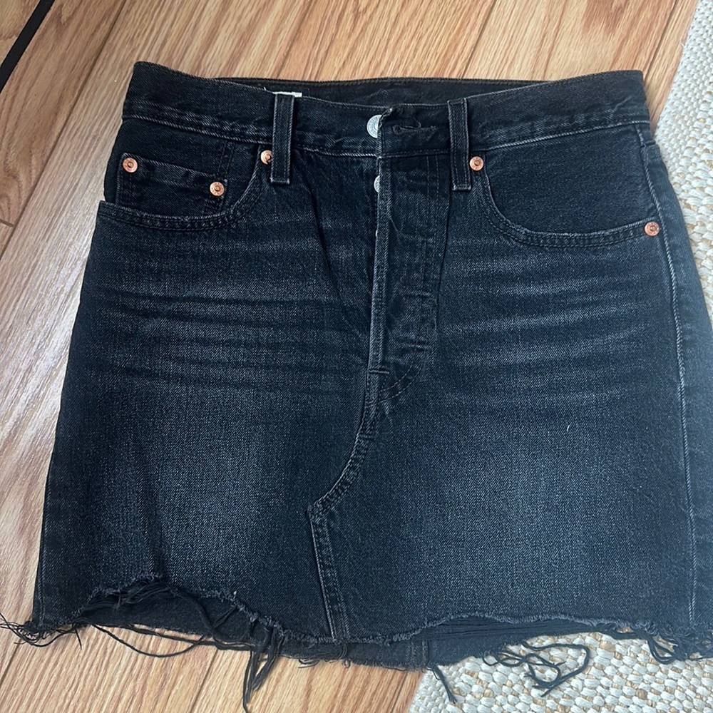 Vintage Levi’s Distressed Mini Denim Skirt
